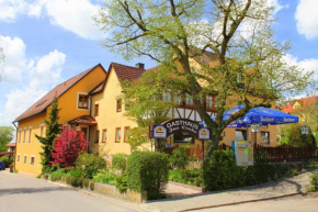  Gasthaus zur Linde  Ротенбург-Об-Дер-Таубер